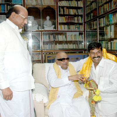 Thiru.Kalaignar Karunanidhi Blesses 
